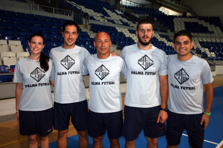 Foto del cuerpo técnico del Palma Futsal (Marga, Óscar Tesías, Juanito, Joan Llompart y Martín) (Copiar)