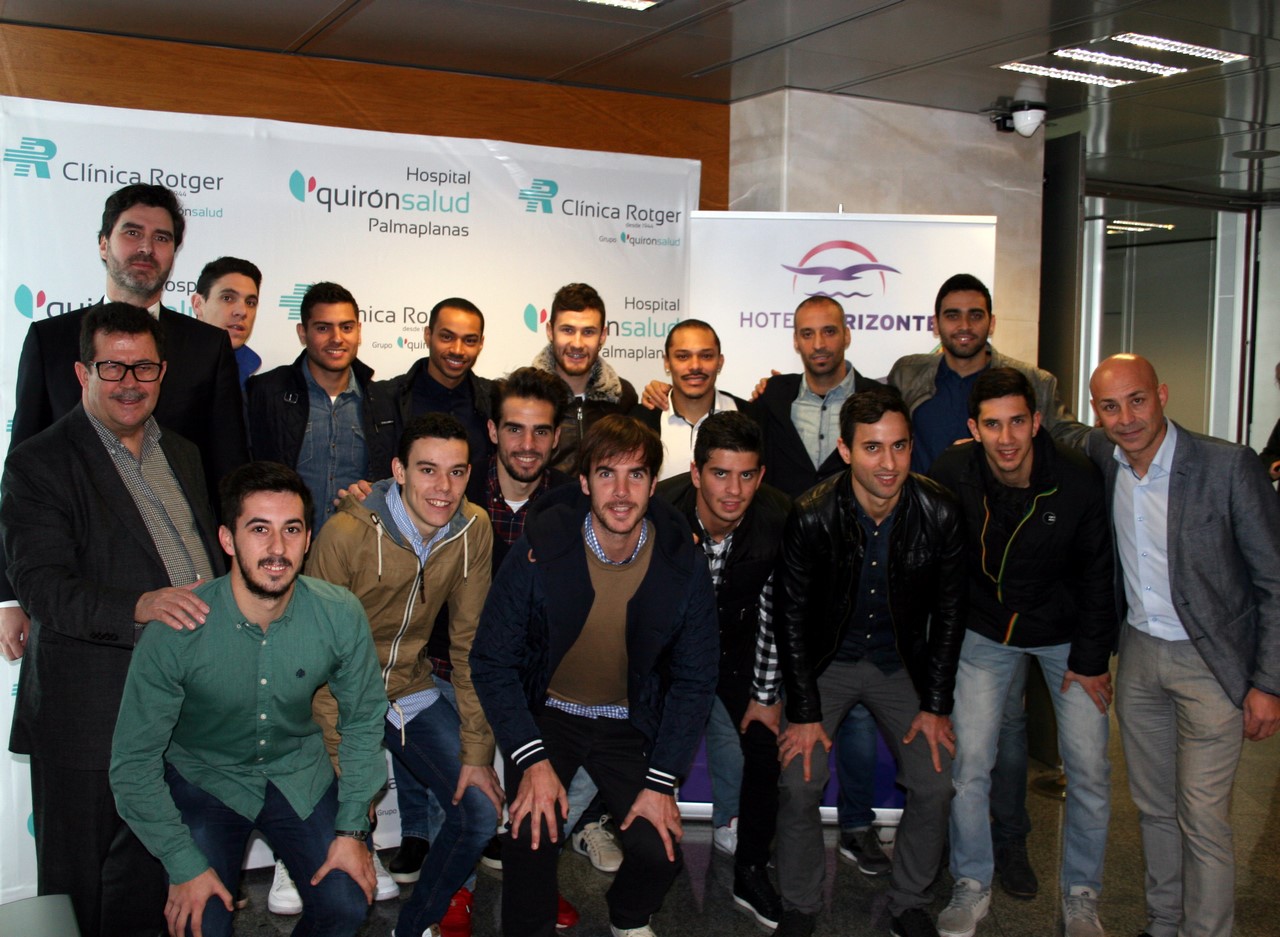 El Palma Futsal presenta el convenio con el grupo Quirónsalud 2 (Copy)