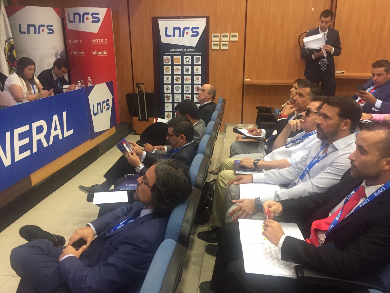 Miquel Jaume y José Tirado en la Asamblea de la LNFS (3)